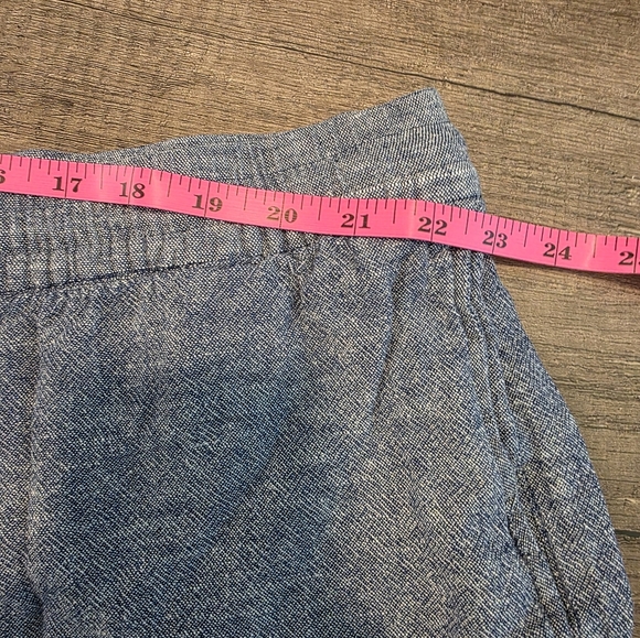 Old Navy Linen Shorts - Picture 3 of 12